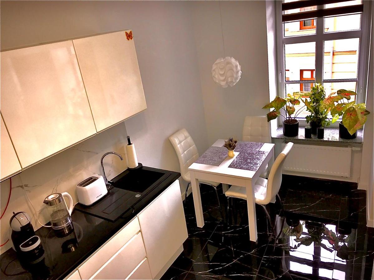 Apartament Blue Crystal 耶莱尼亚古拉 外观 照片
